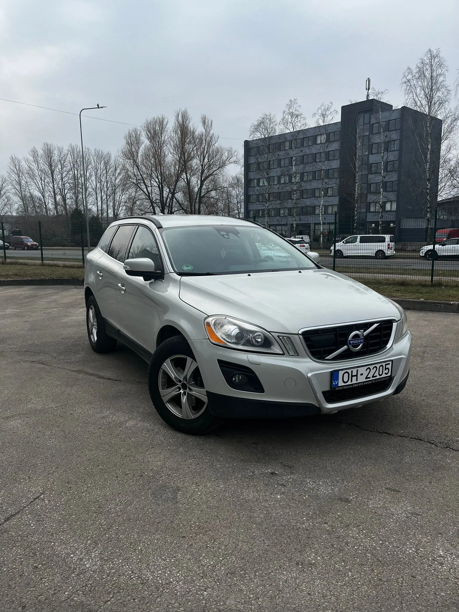 Volvo X60 