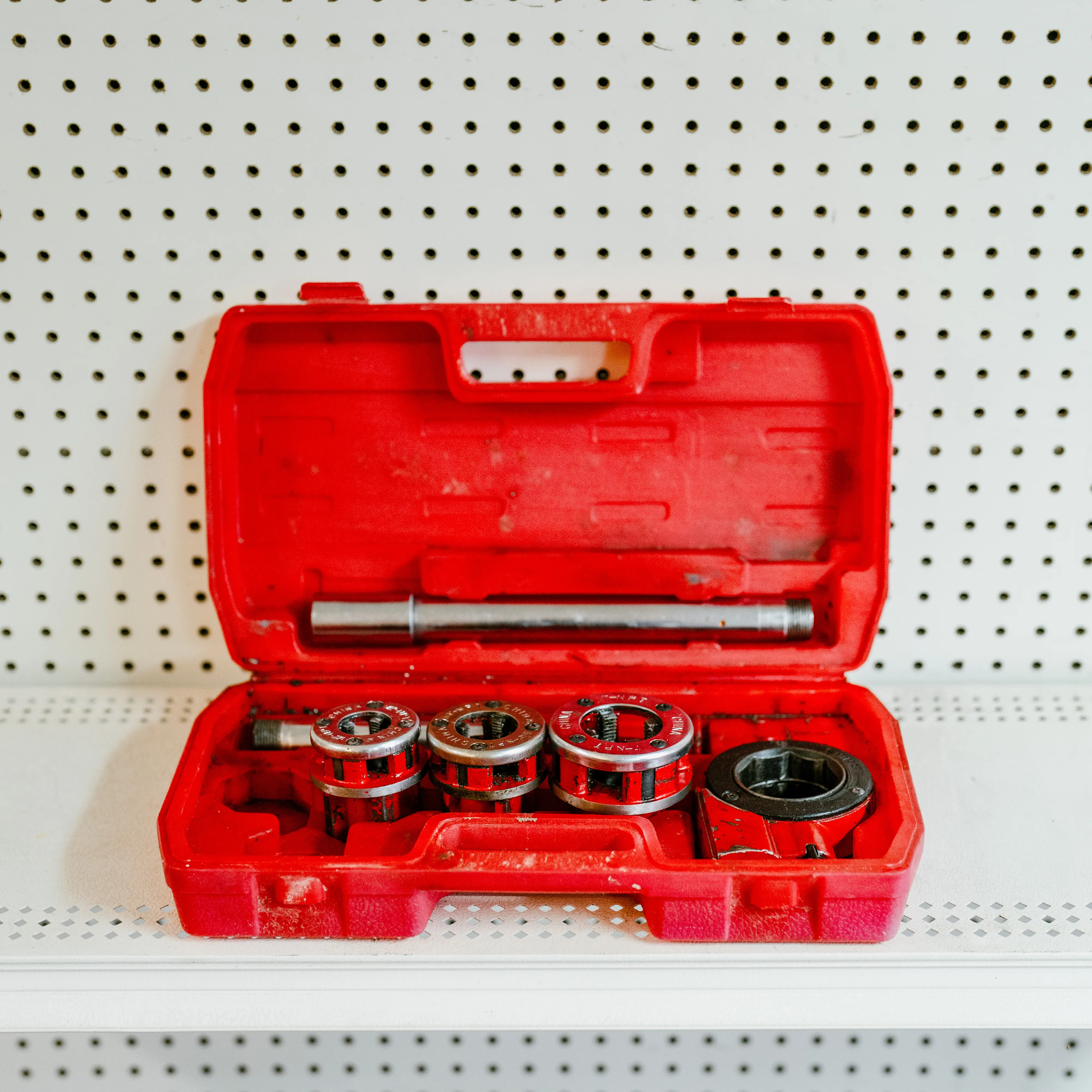 Pipe Thread Kit - 1/2 IN - 1 IN