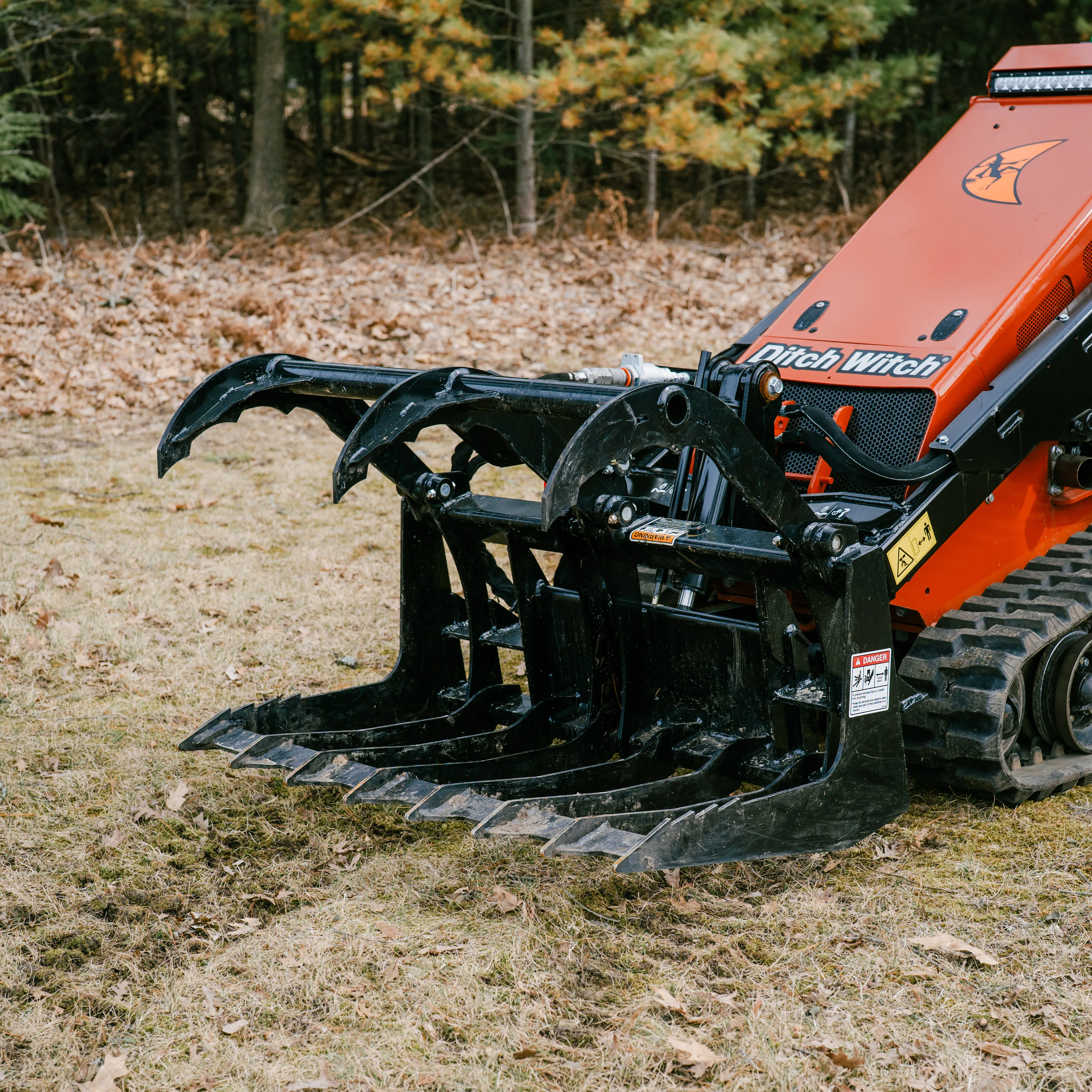 Grapple Bucket for Mini Skid Steer
