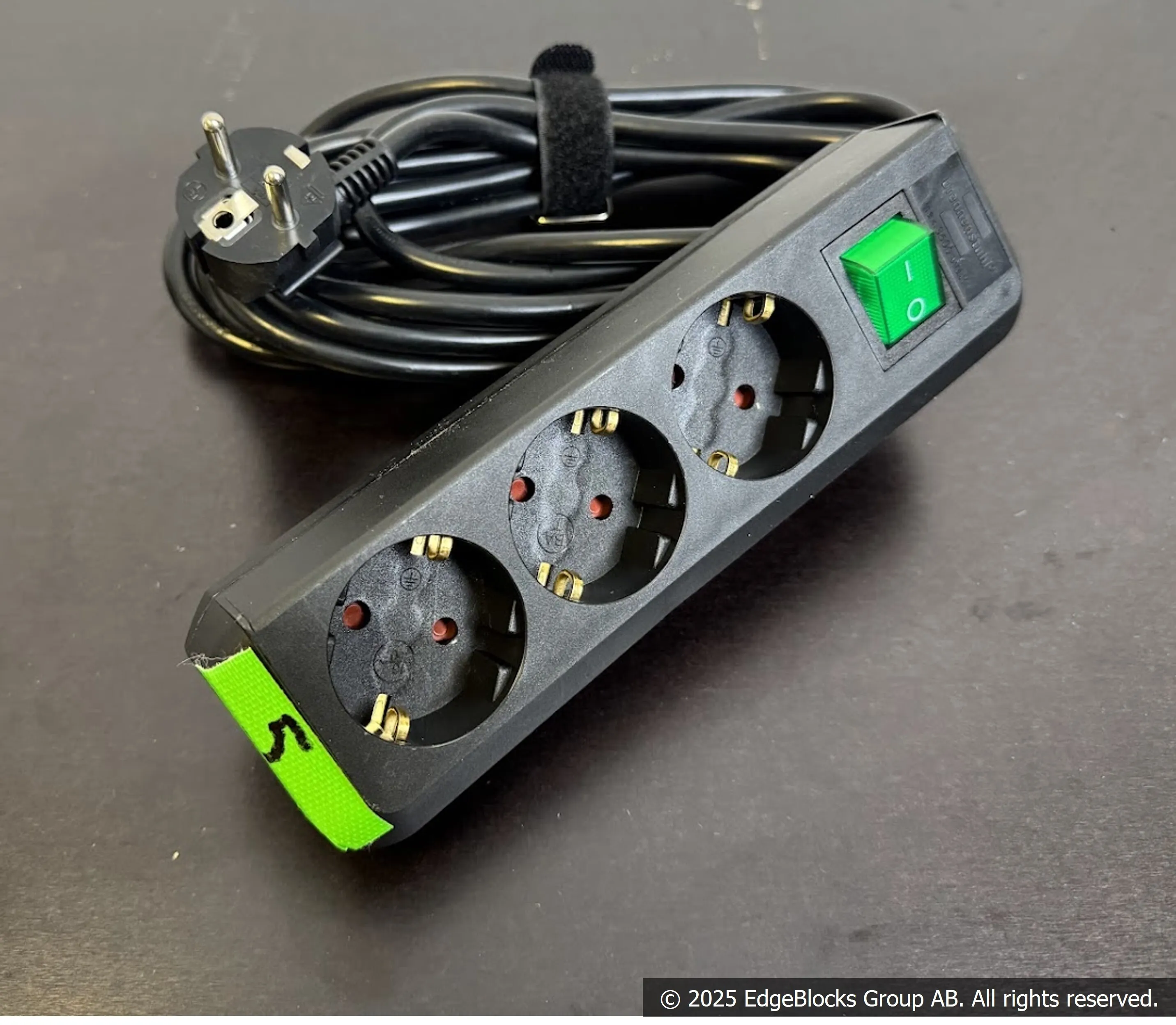 Grenuttag 3-vägs med 5m kabel