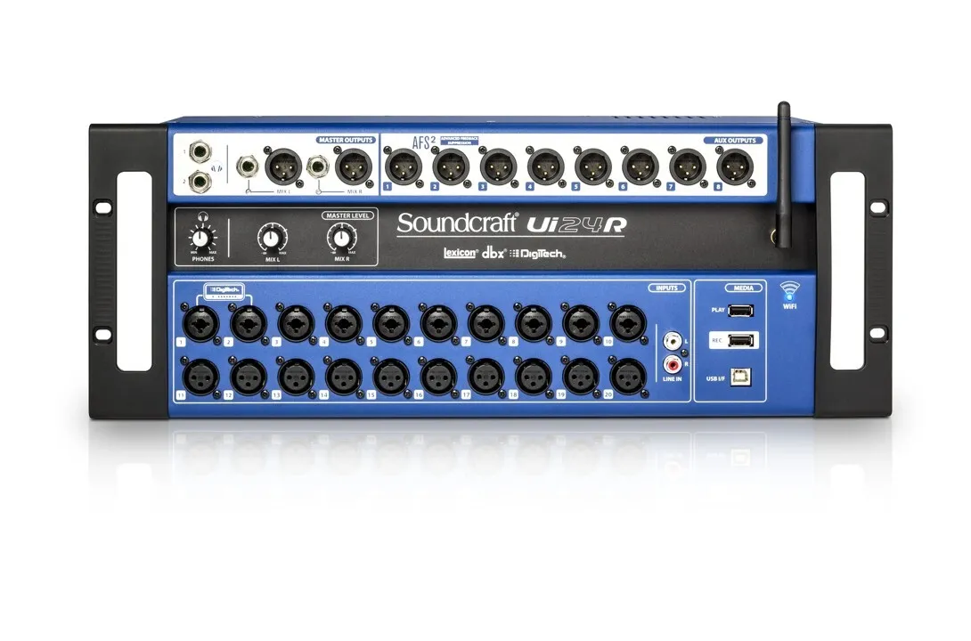 Soundcraft Ui24R digital rackmixer i 6U flight-case