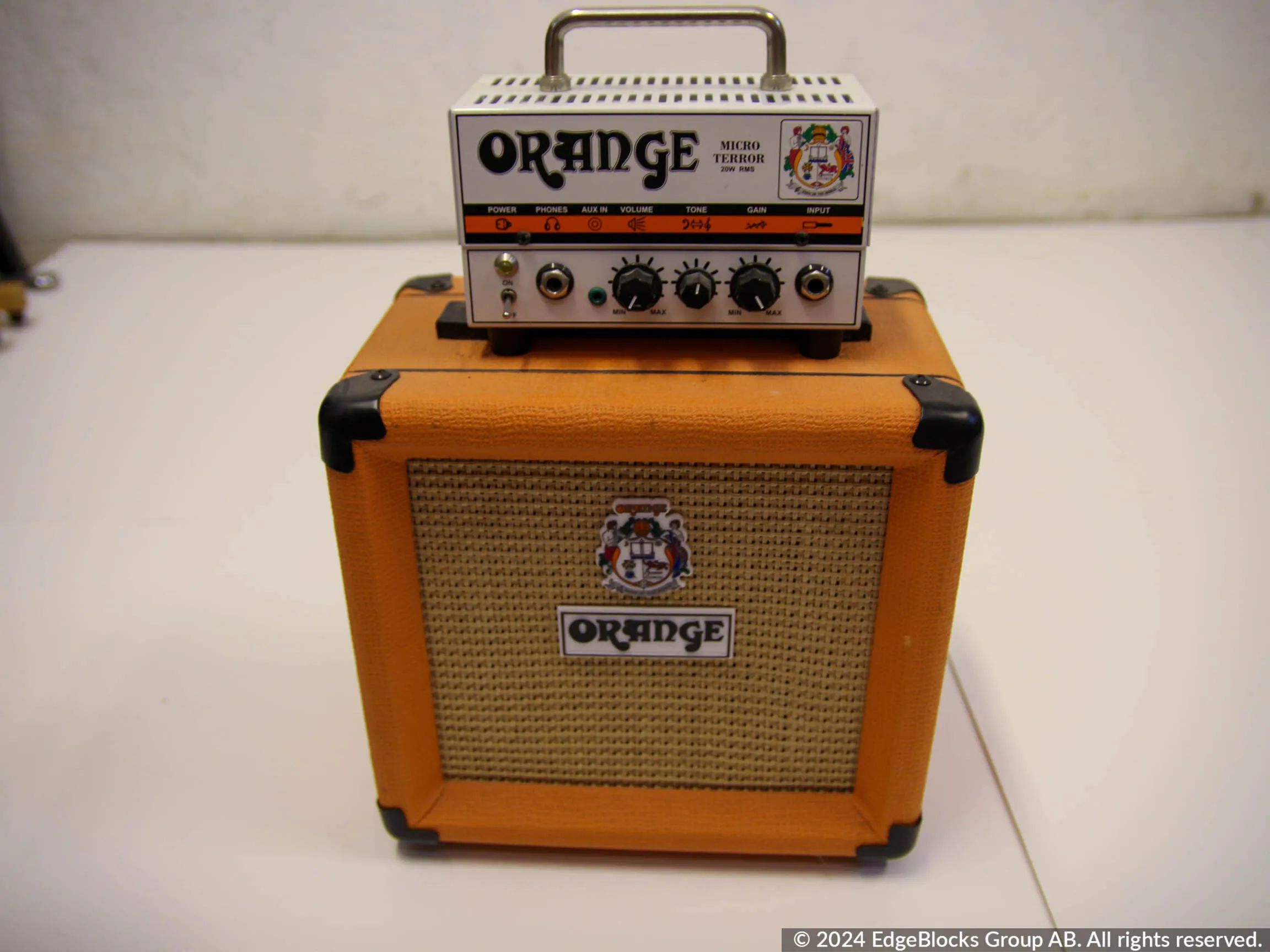 Orange Micro Terror 20W Head med 8" cab
