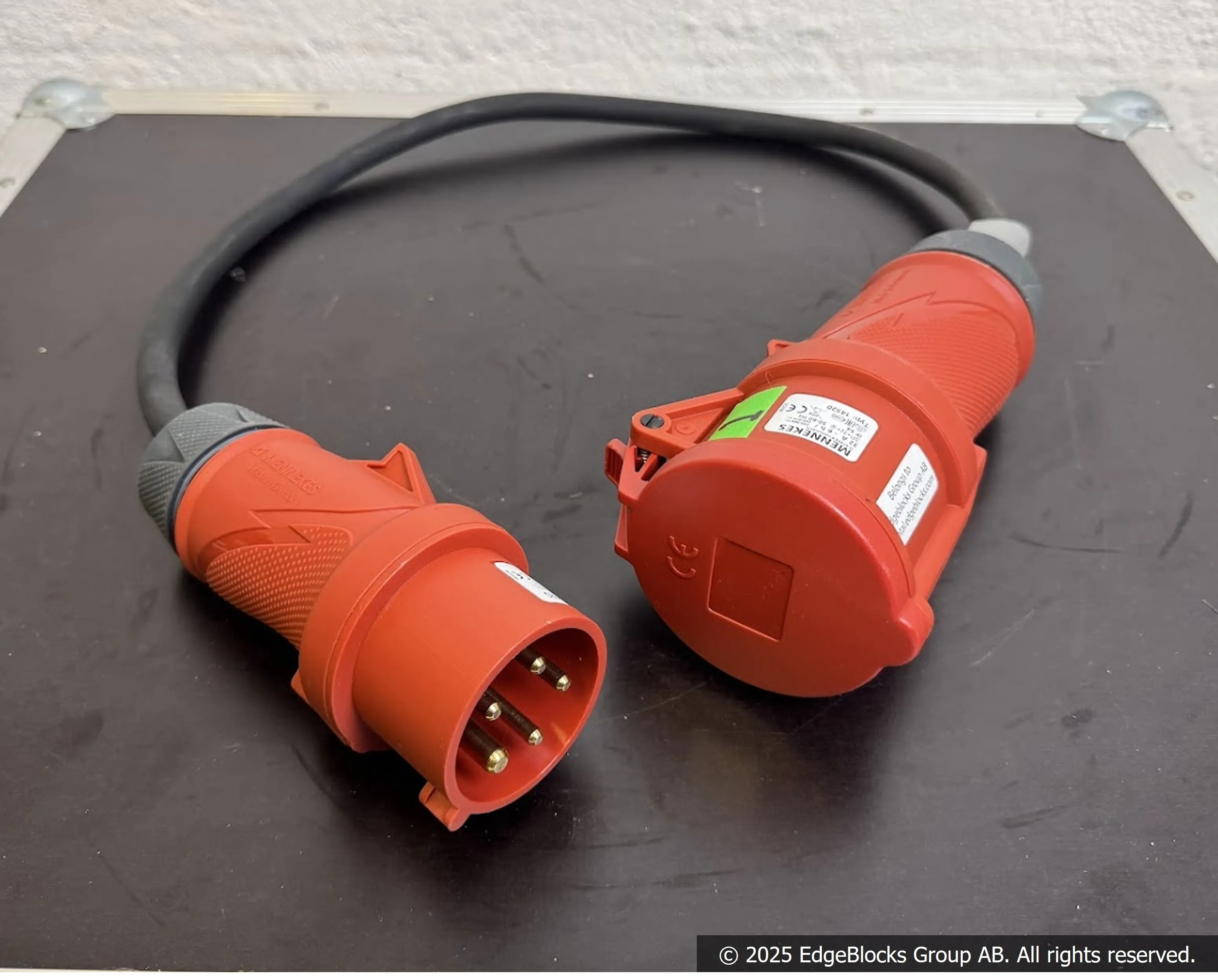 CEE Adapter 3-fas 16A-32A 1m