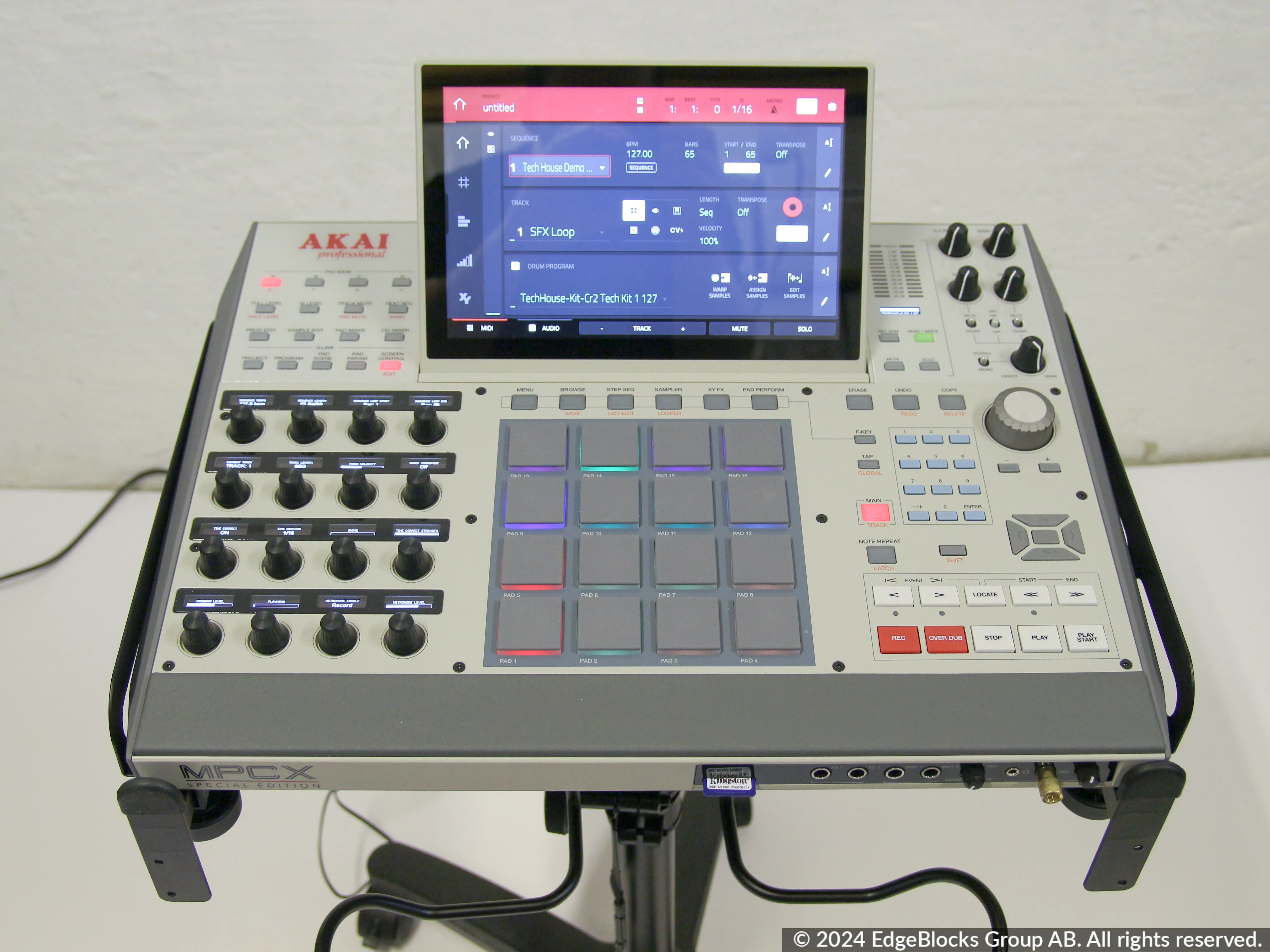 AKAI Professional MPC X SE Groovebox/Sampler