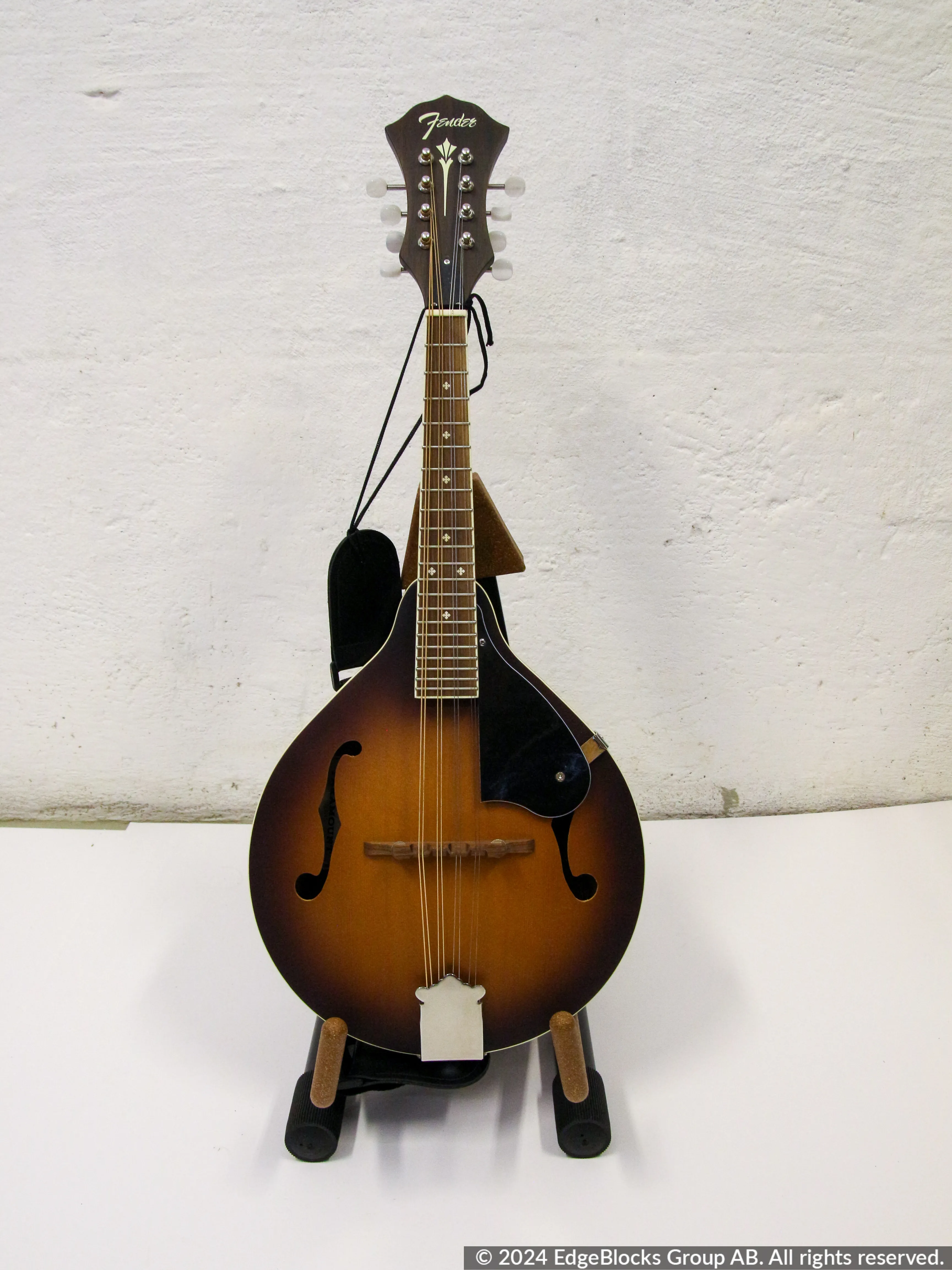 Fender PM-180E mandolin ACB