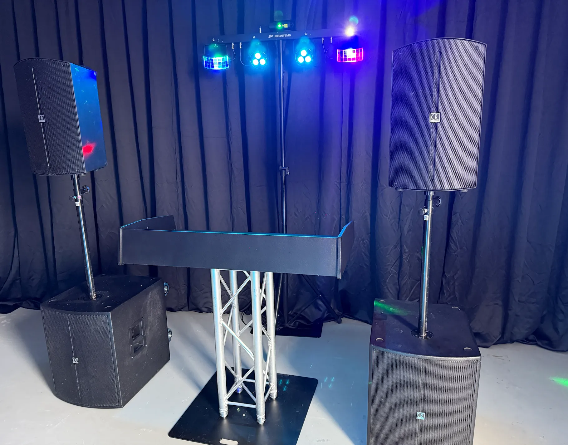 Drive-inn show small