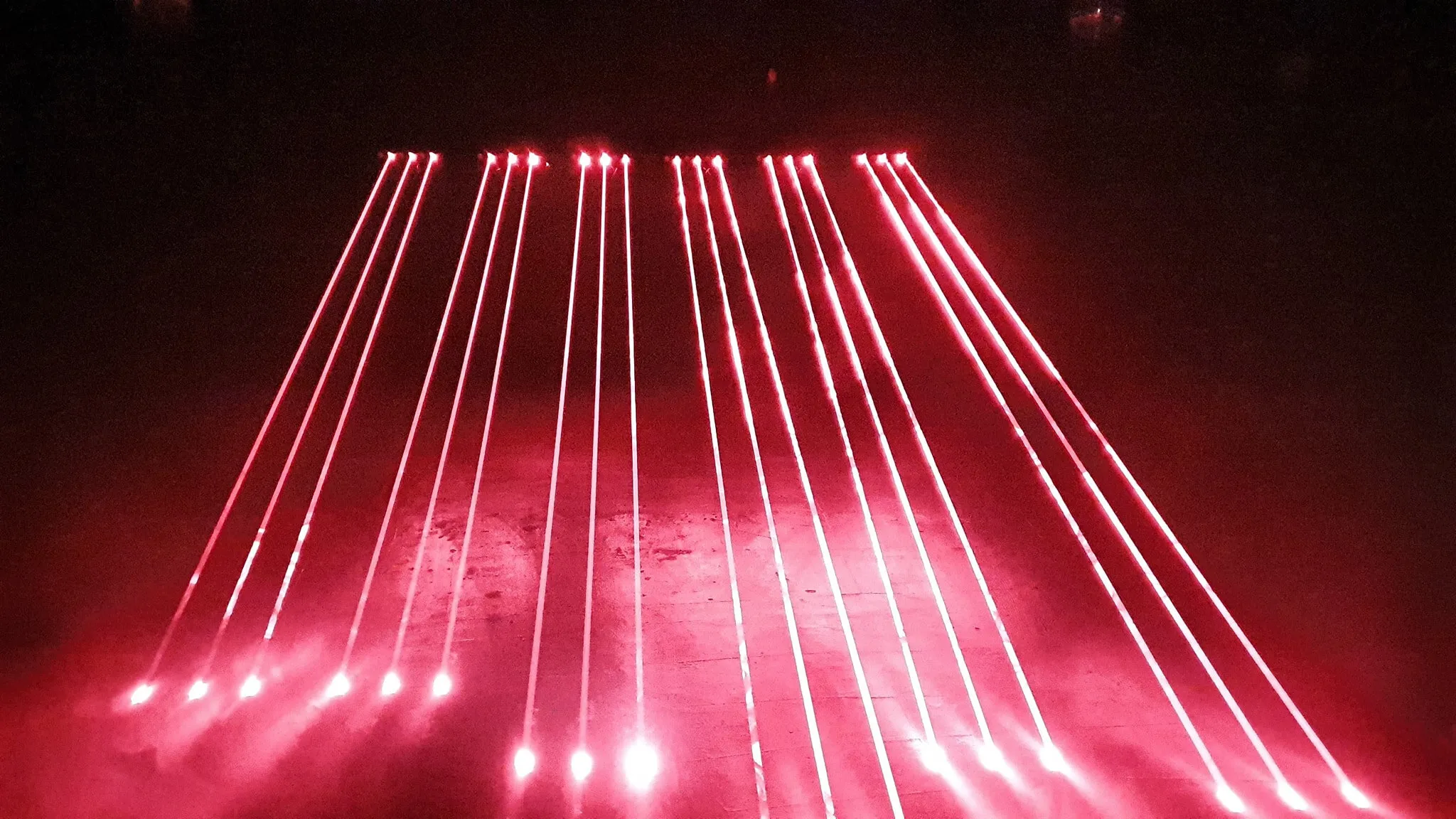 Verhuur: Glow laser bar