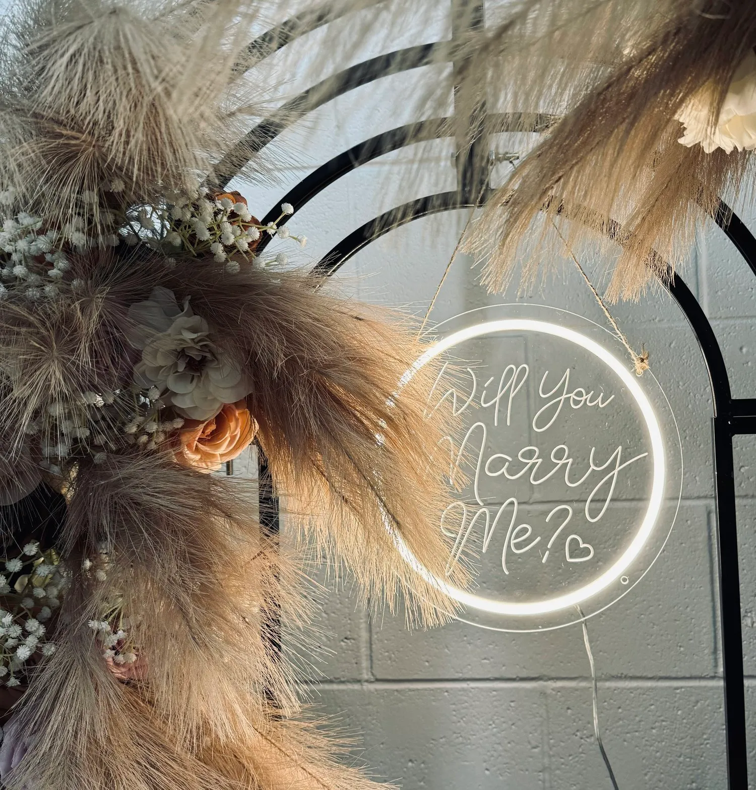 Will You Marry Me? Neon