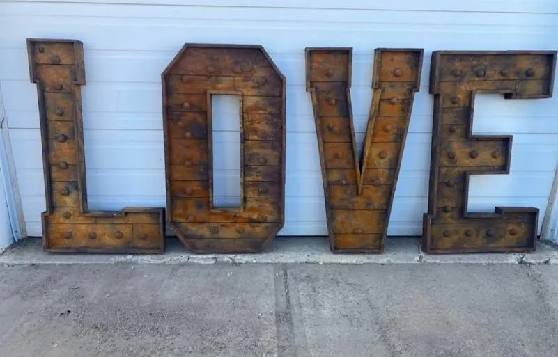 3ft Aged LOVE Letters