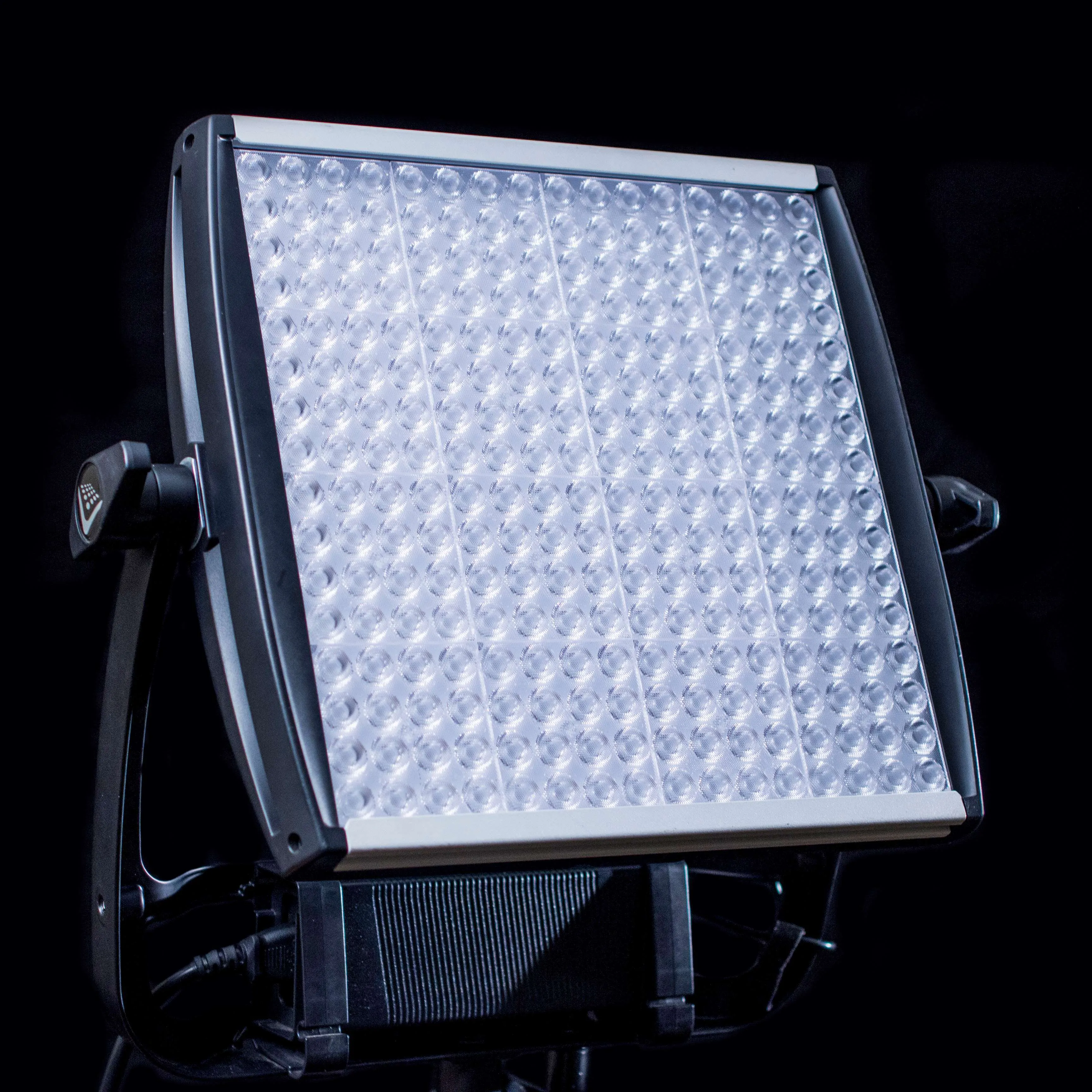 Litepanels 6x Astra w/ v-mount adapter
