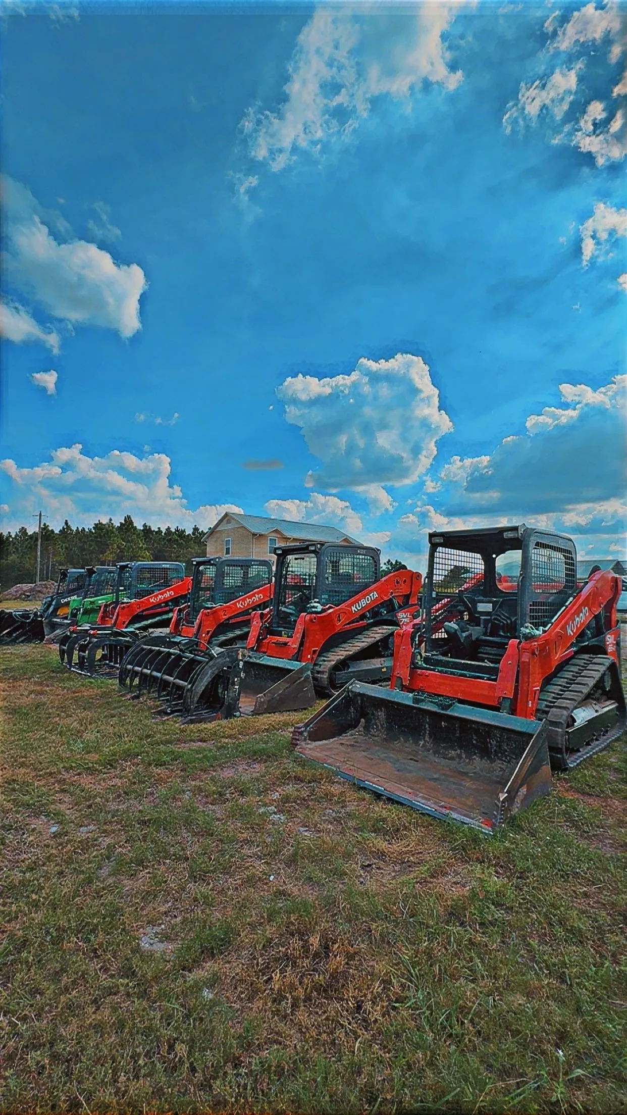 Kubota SVL75-2 Skid Steer #4