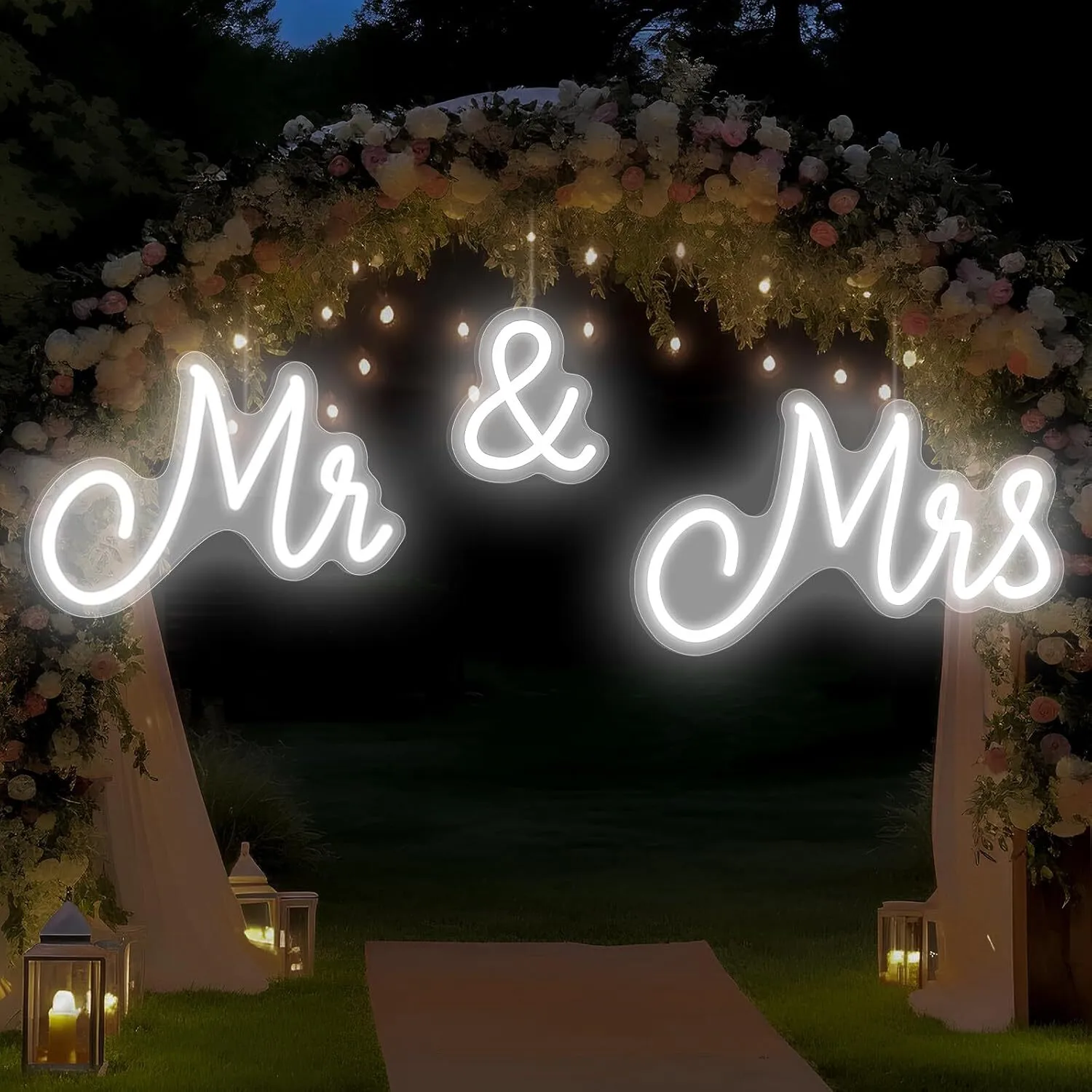 Custom Neon Sign: Mr and Mrs