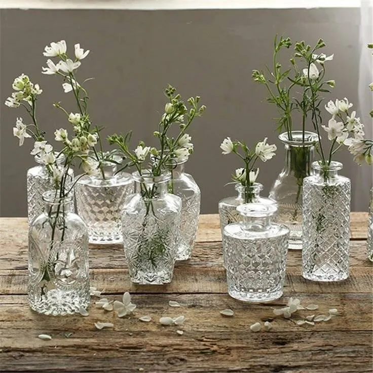Bud Vases - Clear (Box of 32)