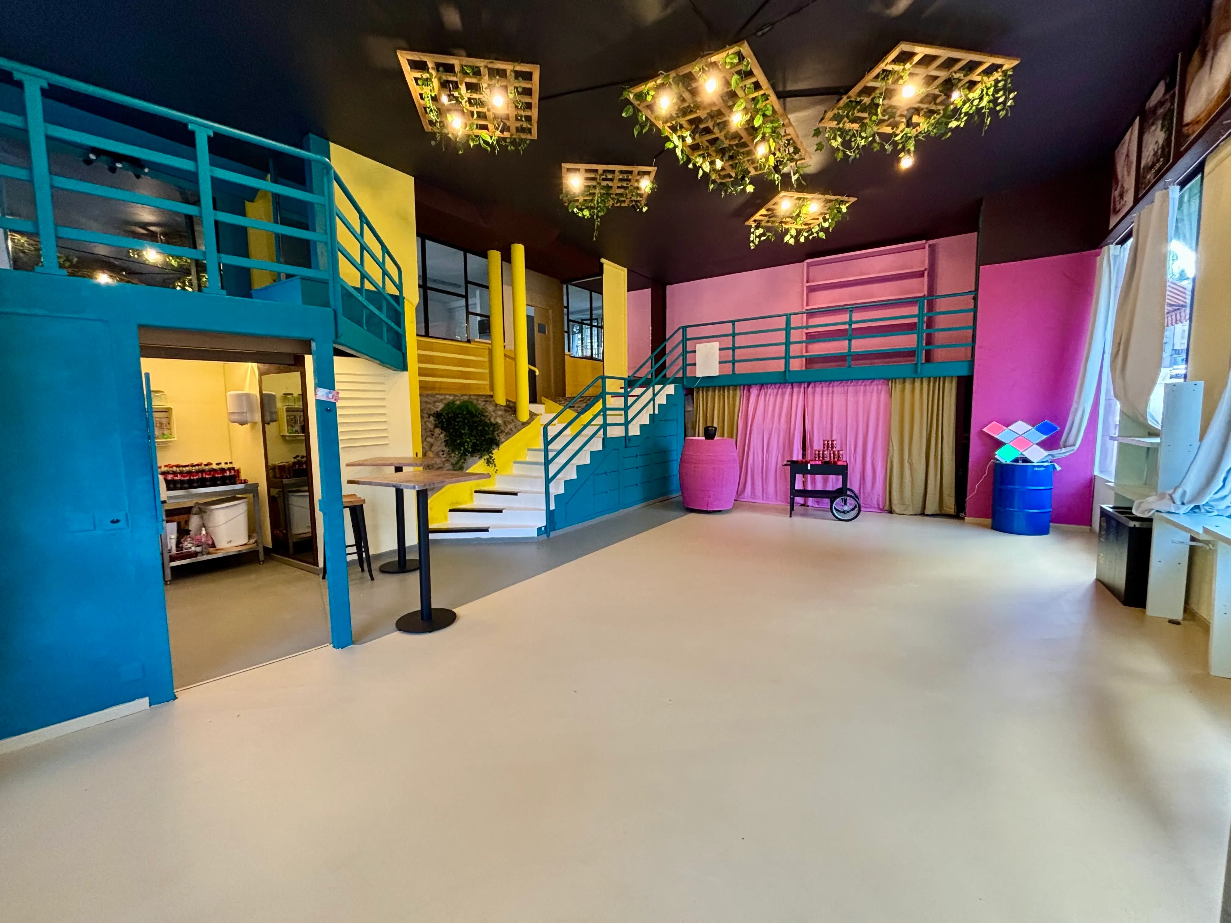 The Pop Color - Entire space (80m2)