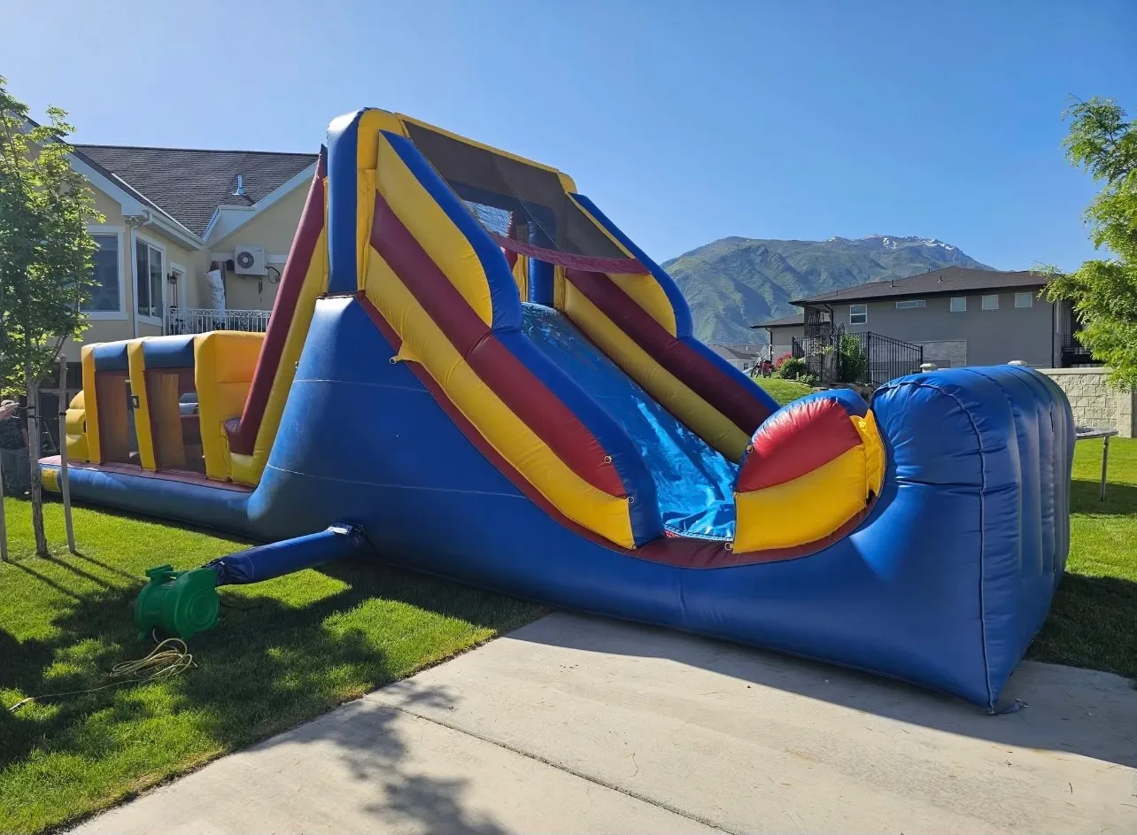 Obstacle Course 40’ (L) x 11’ (W) *NOT COMPATIBLE WITH BANNERS*