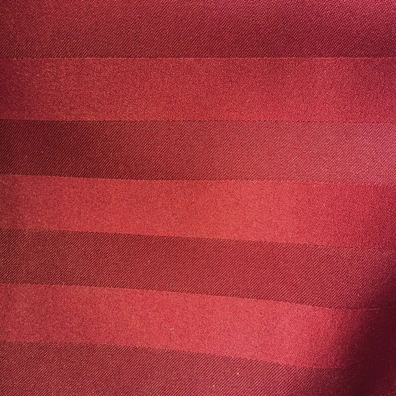 LN30S Burgundy :: Satin Stripe