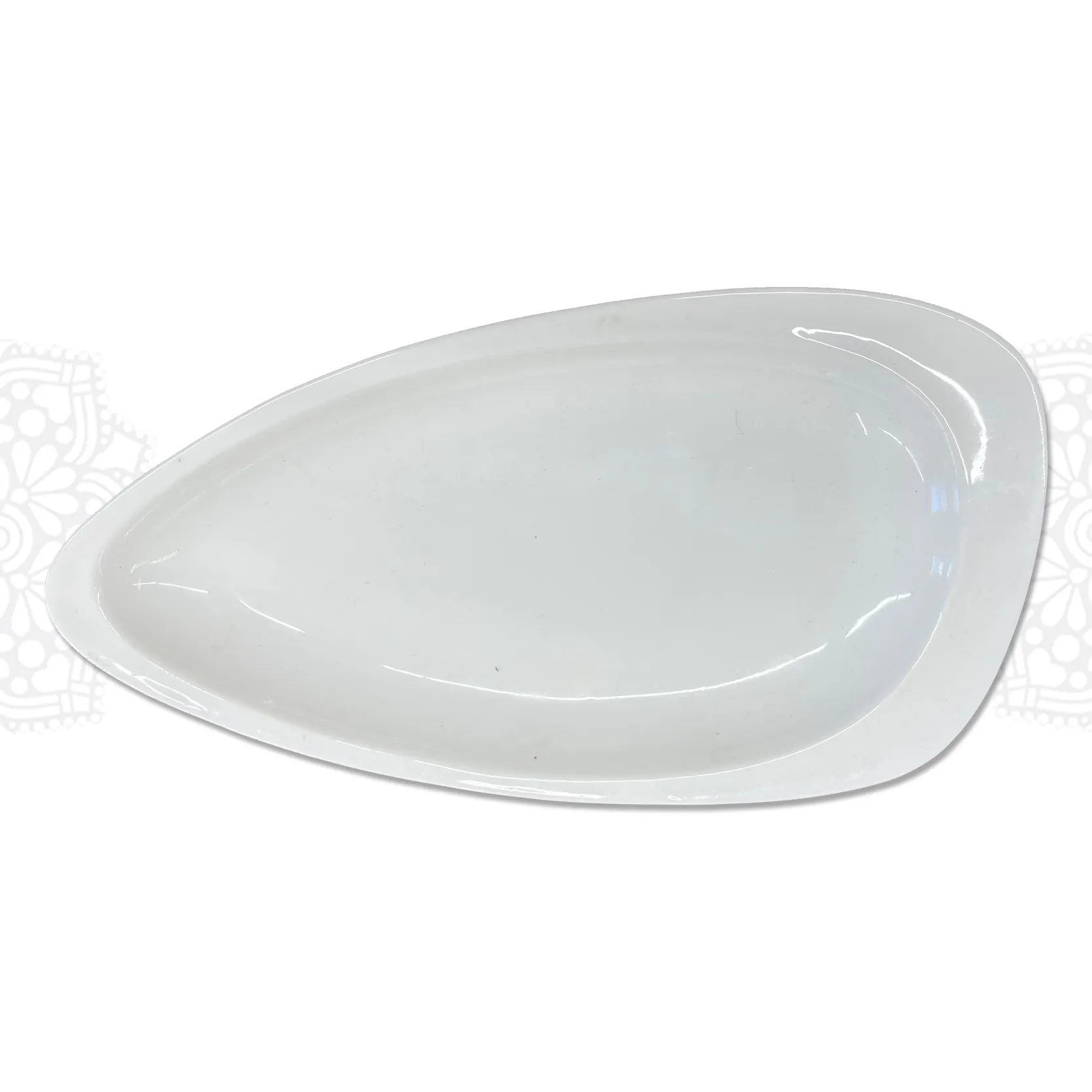 TRI04 :: Triangle Plate 16"