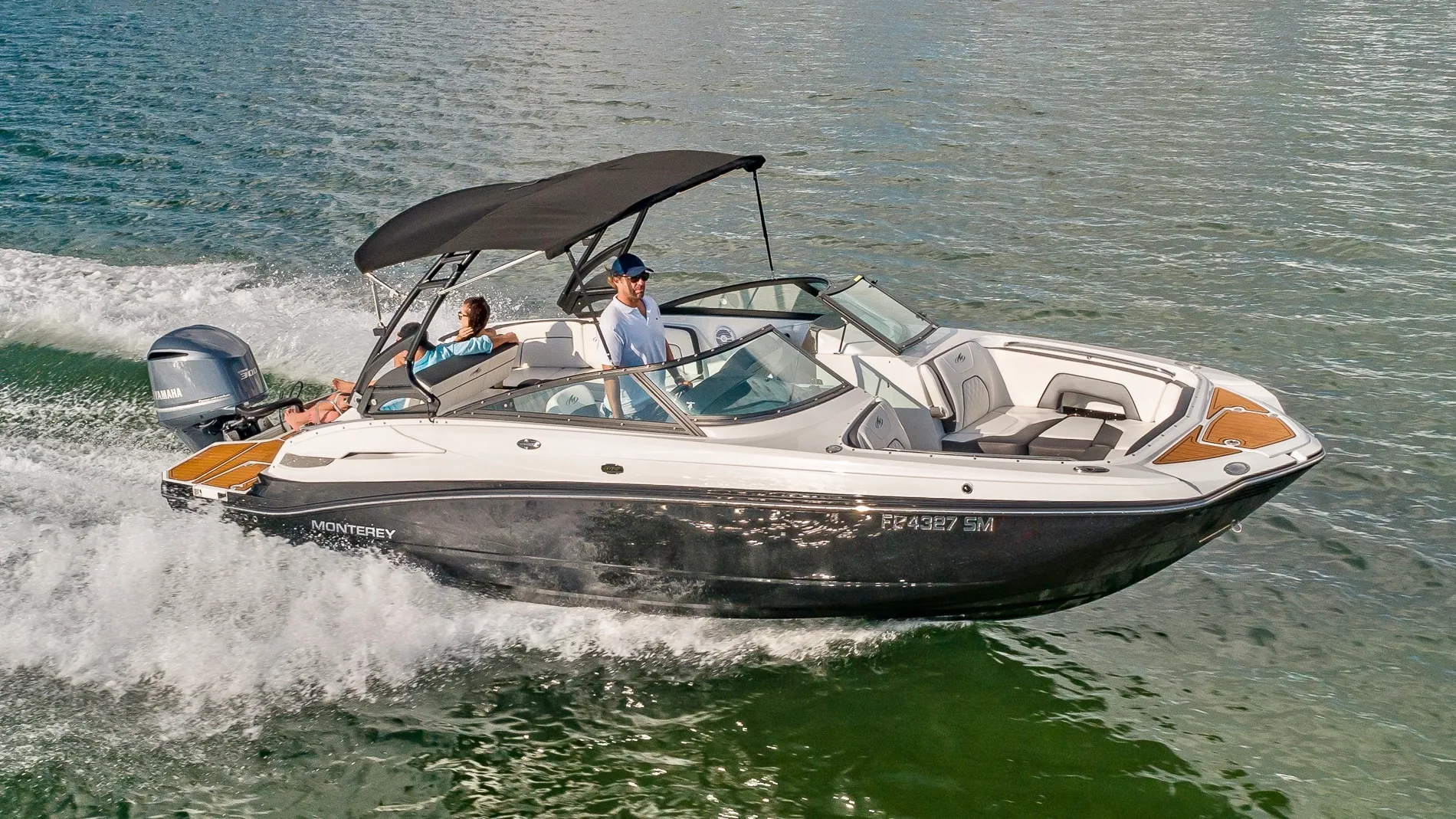 Black Monterrey M65 27