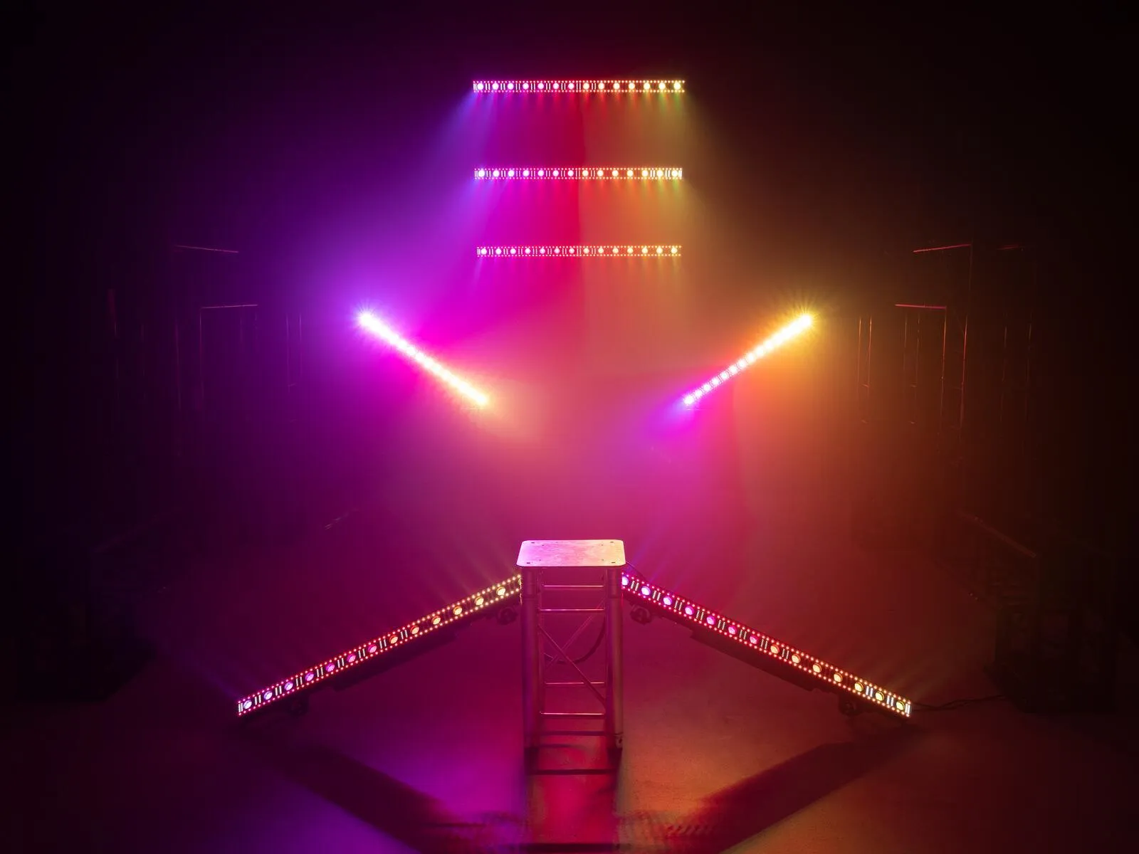 LED STP-15  Bar Tube Leiste Lichttechnik mieten Eventtechnik Veranstaltungstechnik in Berlin Verleih 