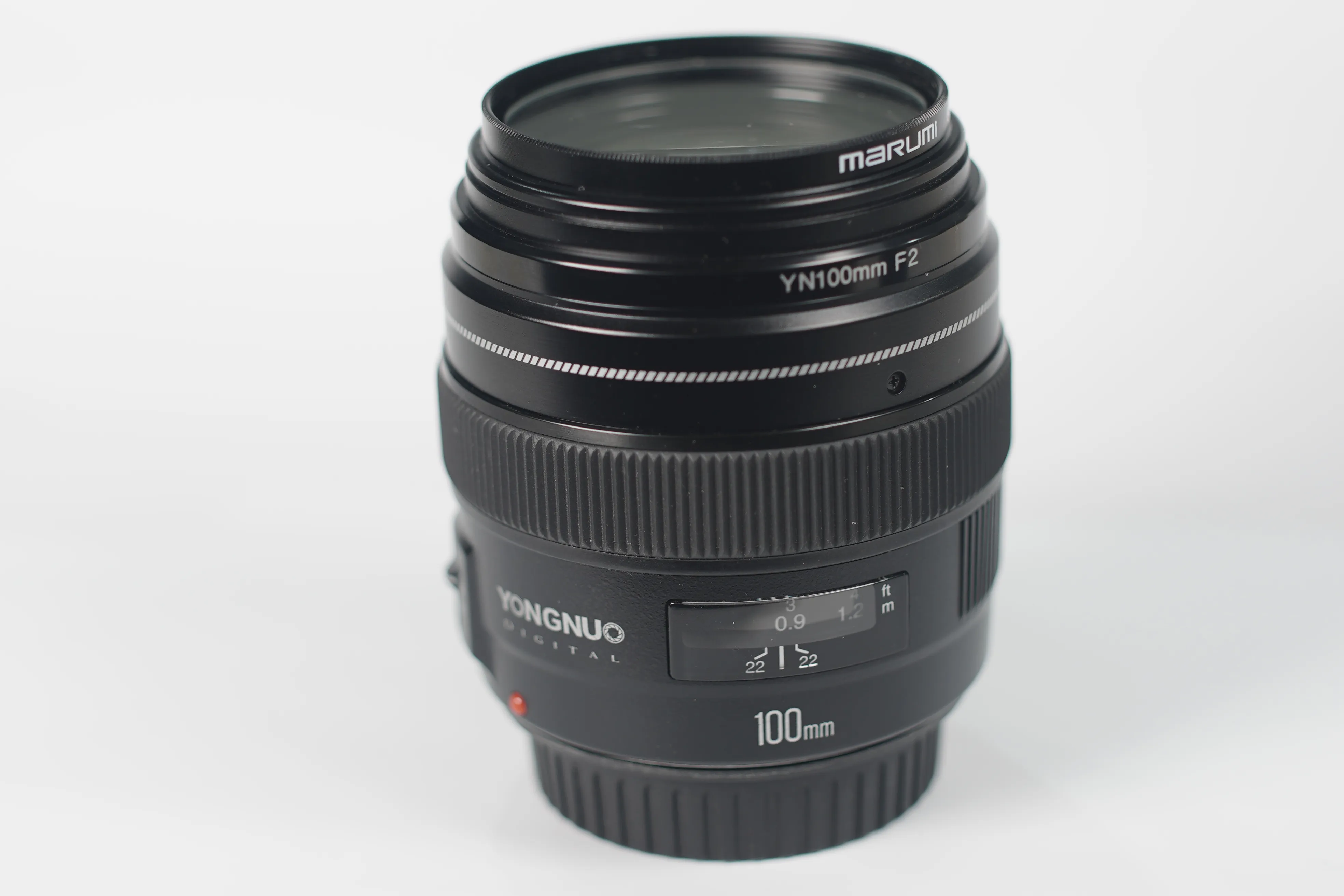 Lente Yongnuo 100mm f 2 para montura Canon EF