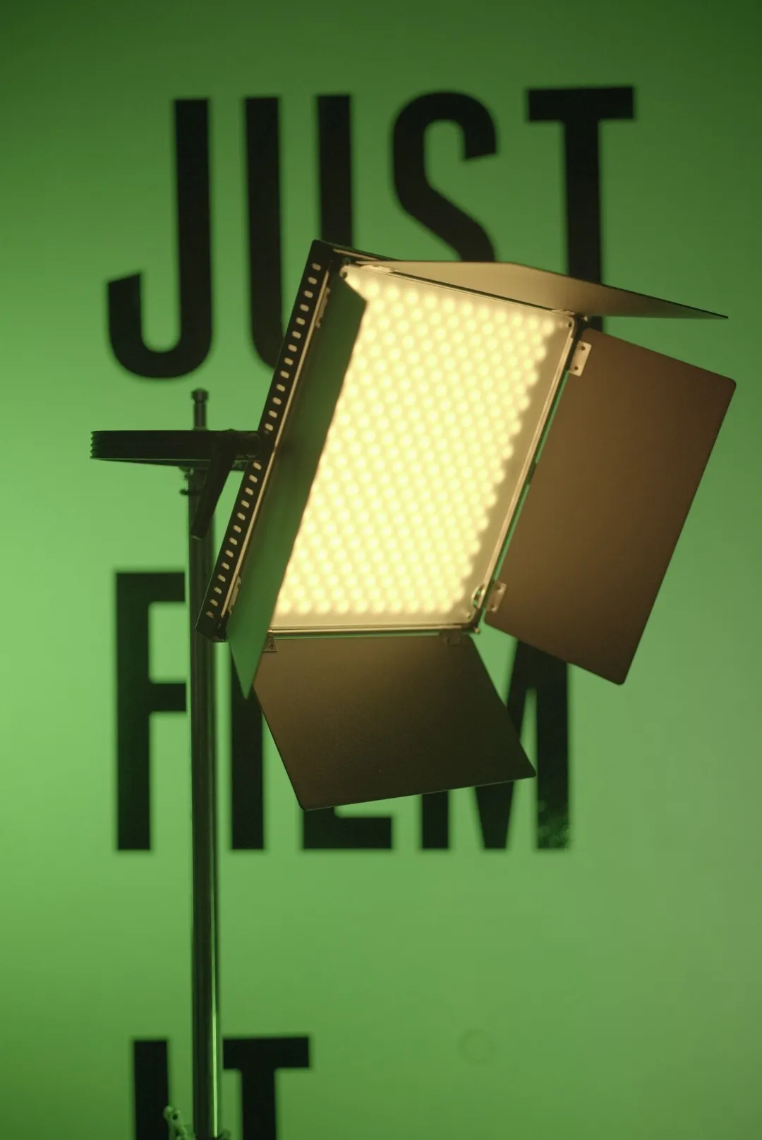 KIT Luz Panel RGB Visico FT 650