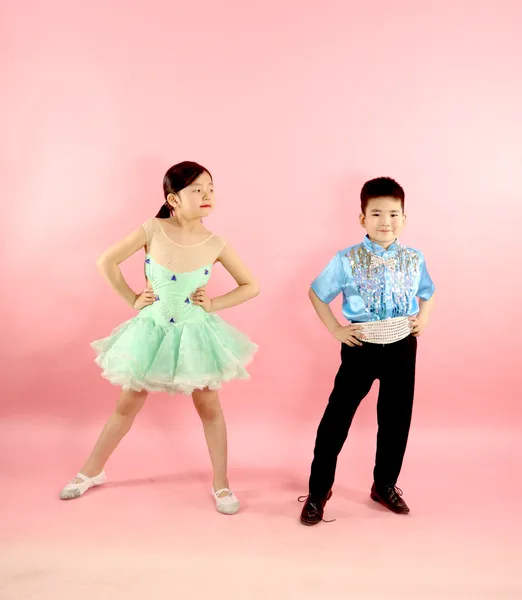 Хүүхдийн латин болон бусад