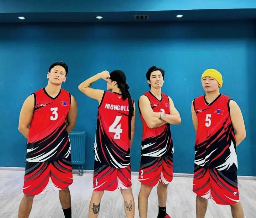 13-28 сагсны өмсгөл