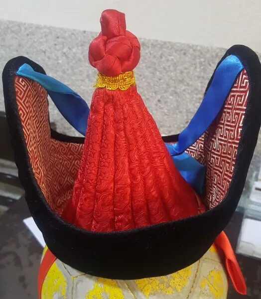 14-1 адуучин малгай