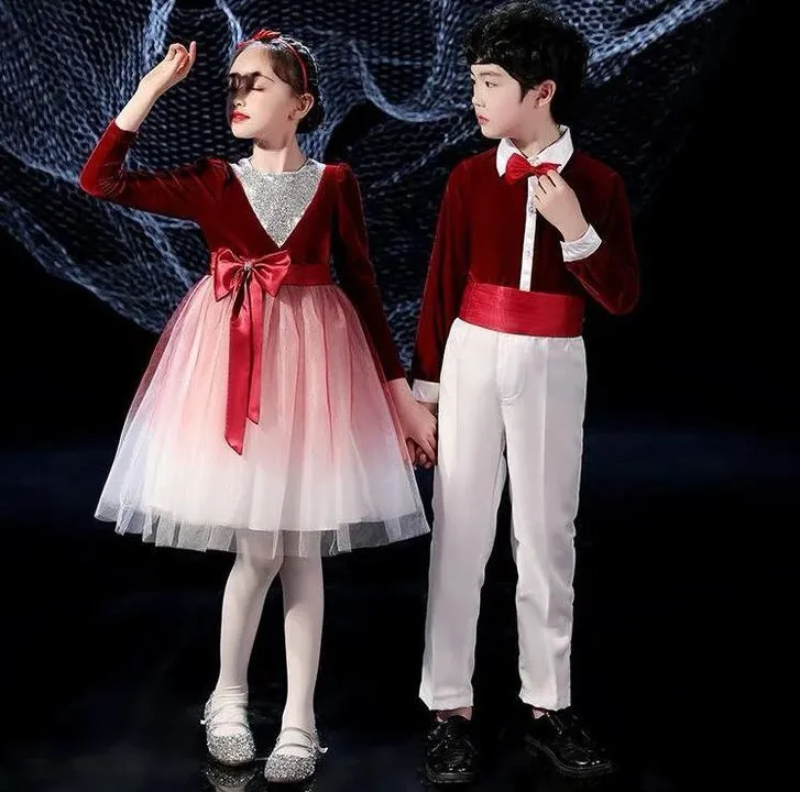 11-49 найрал дуу хилэн улаан