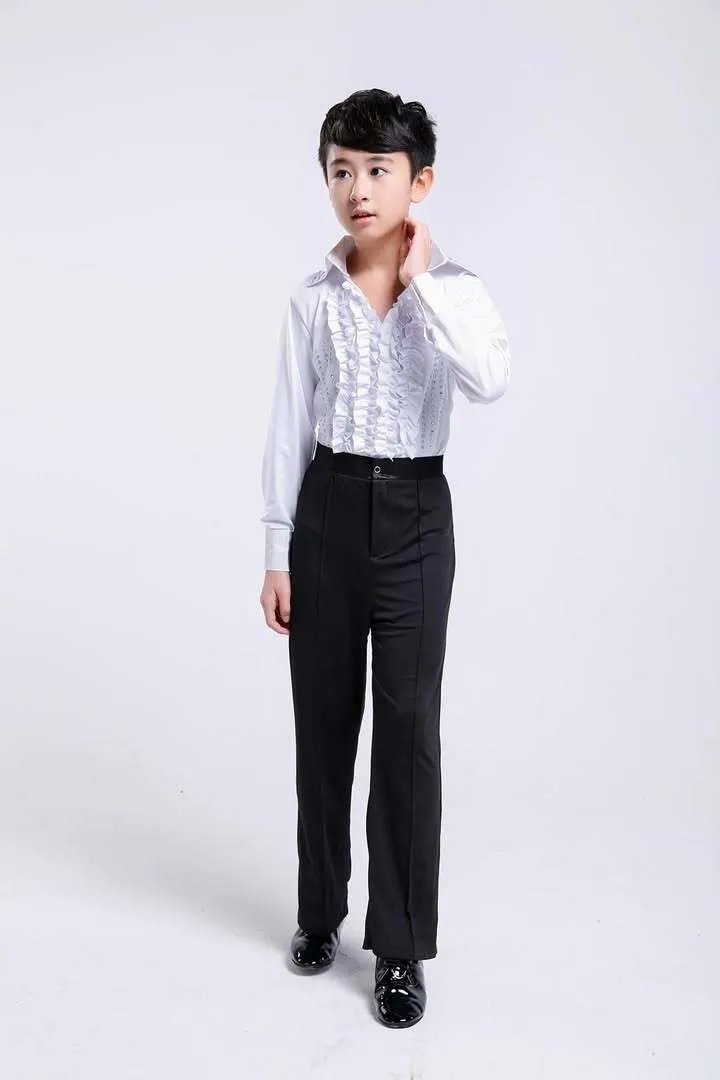 11-68 Хүүхдийн цагаан латин цамц хар өмд