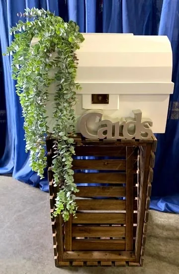 Wedding card chest