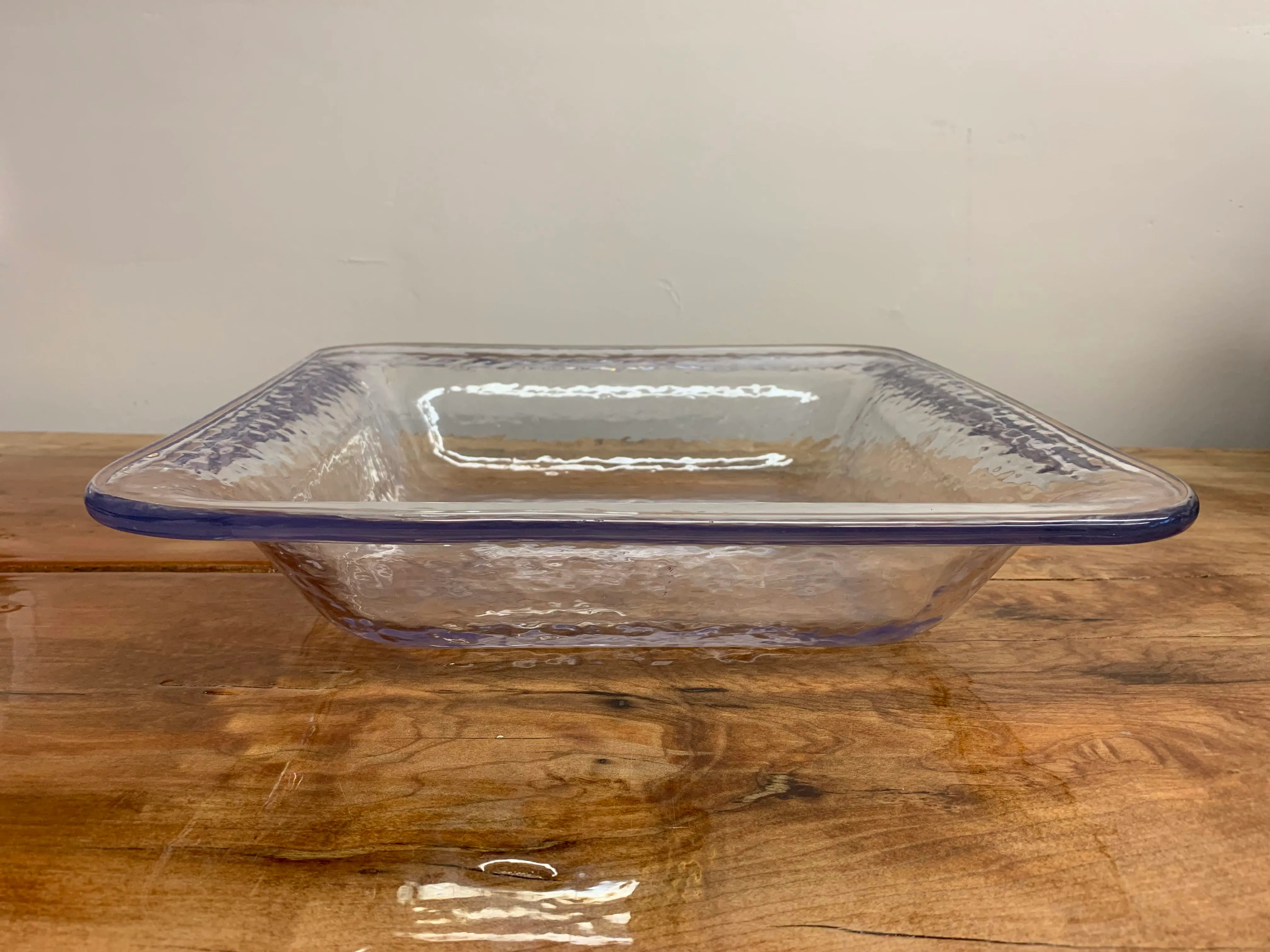 Pebble Plastic Square 12"