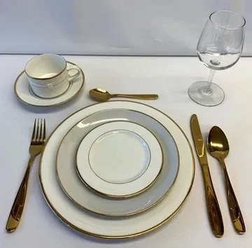 Narrow Gold Rim / Classic Gold Dinner Package 