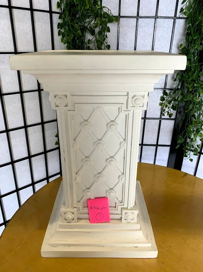 18" Roman Column