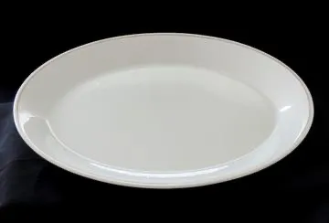 China 12" oval platter