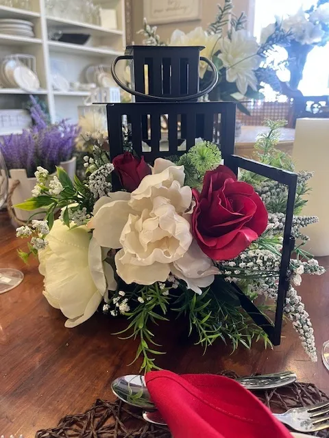 Black Lantern White Flower Centerpiece