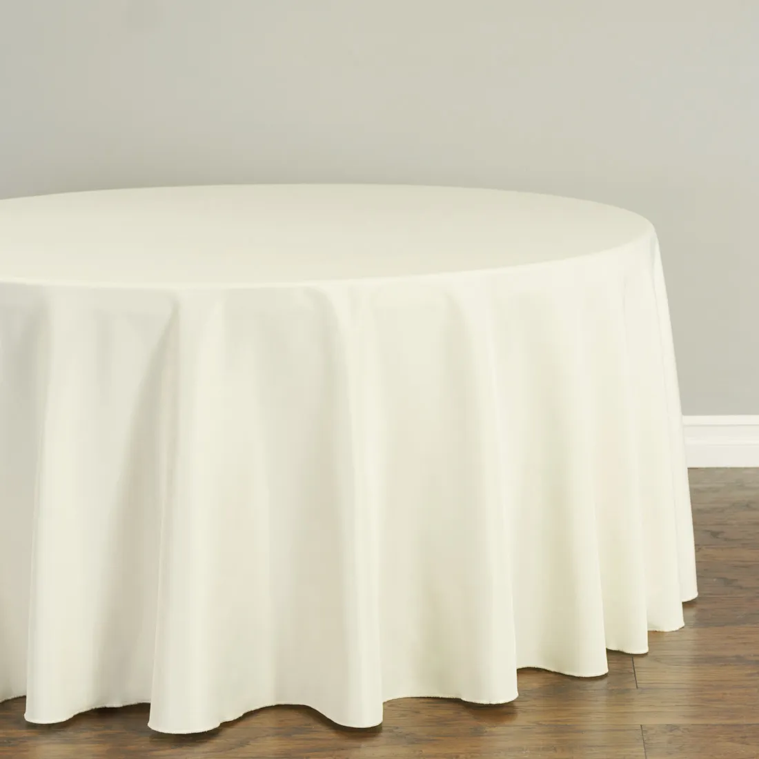 Tablecloth Ivory round 120"