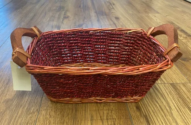 Bread Basket Red