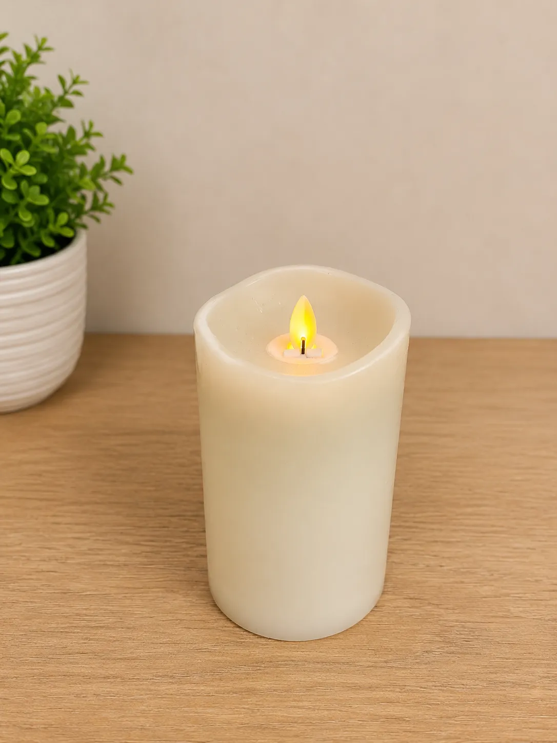 Realistic Flameless LED Candle