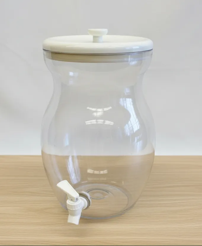Plastic Dispenser 