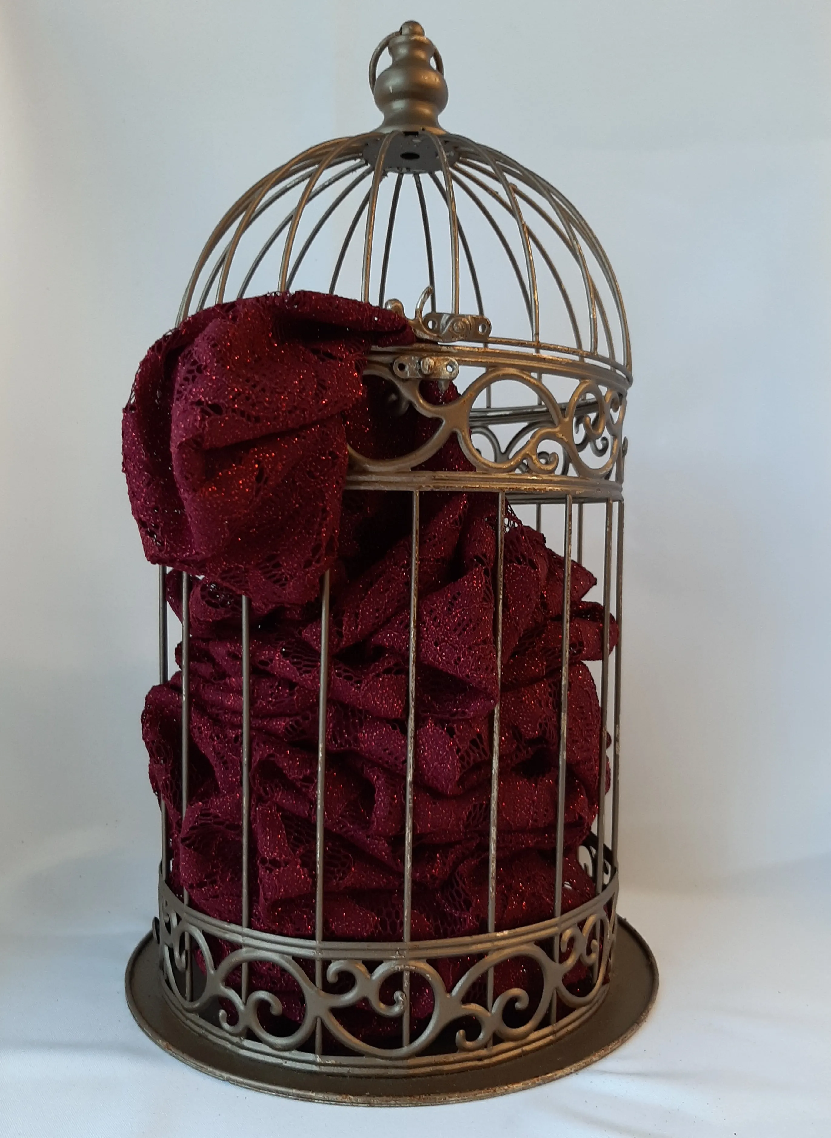 Burgundy Lace Runner 