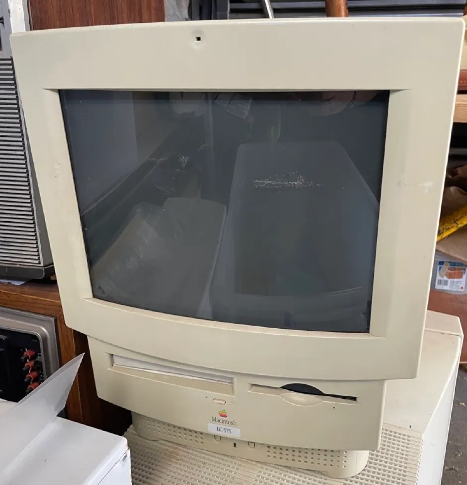 Apple CRT Monitor