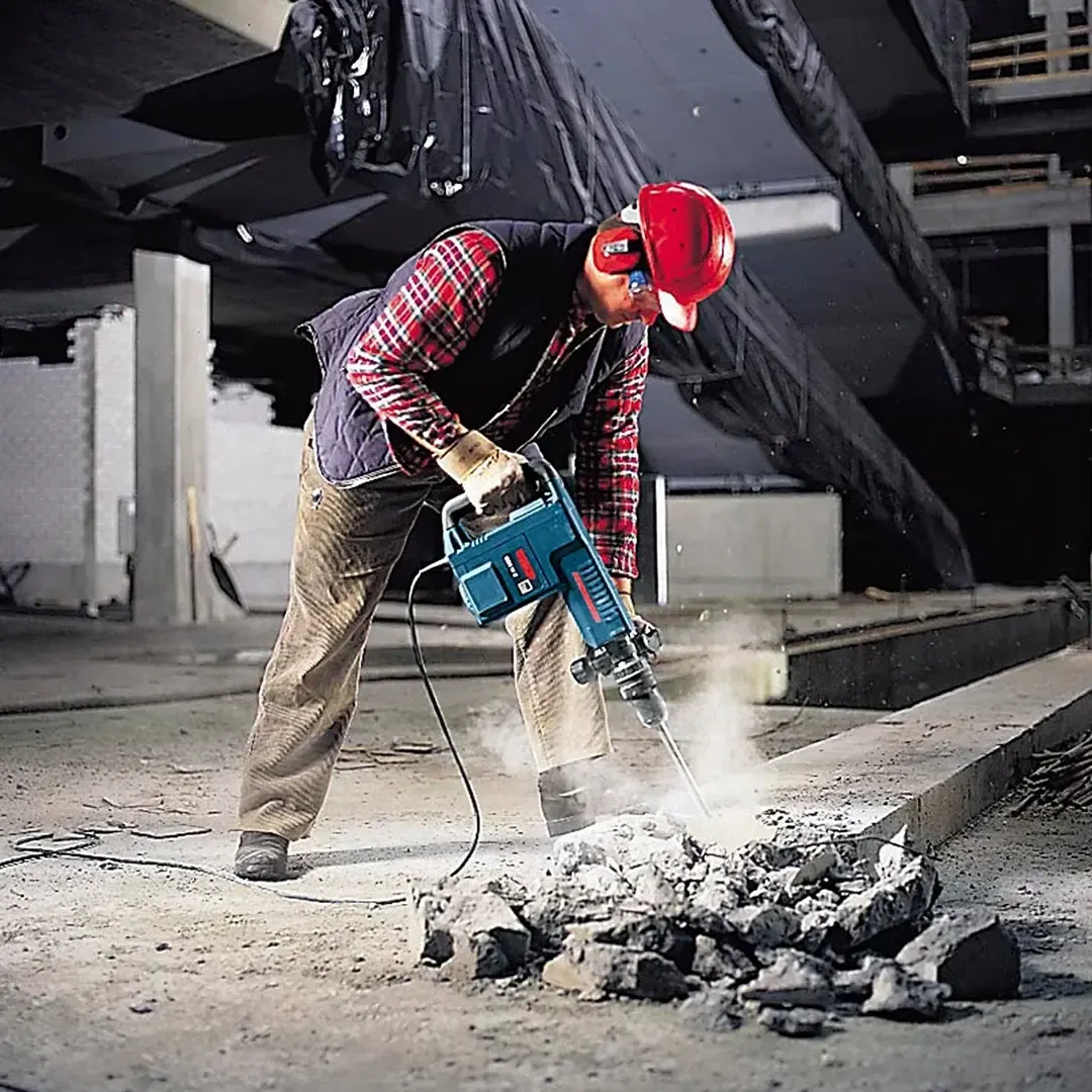 СТРОИТЕЛНА ТЕХНИКА ПОД НАЕМ