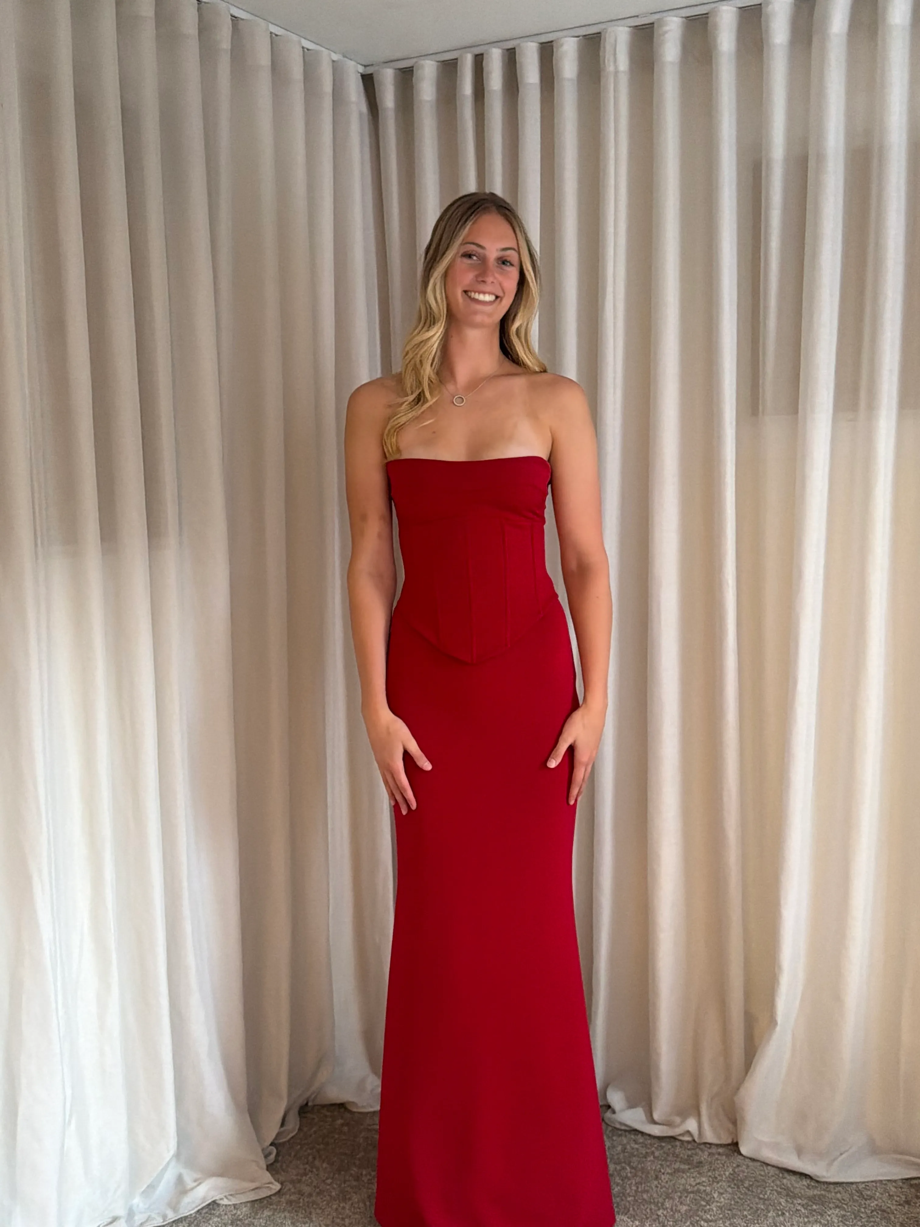 HNTR the label Louie Gown - Wine Red 