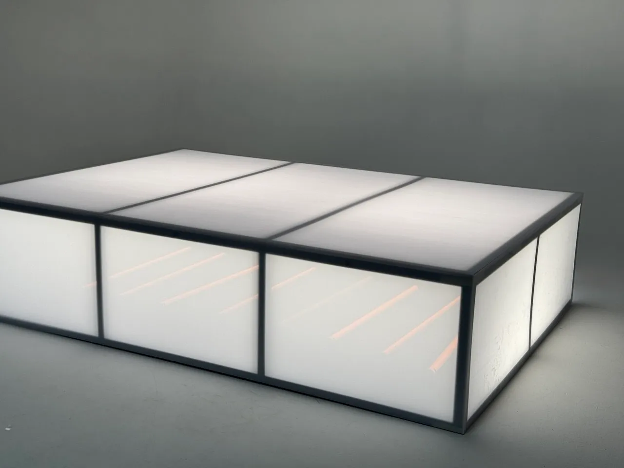 Подіум з підсвіткою 