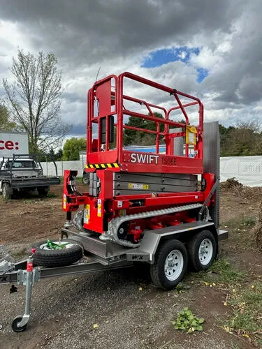 SCISSOR LIFT 5.8M (19FT) TRACKED BI-LEVELLING NARROW