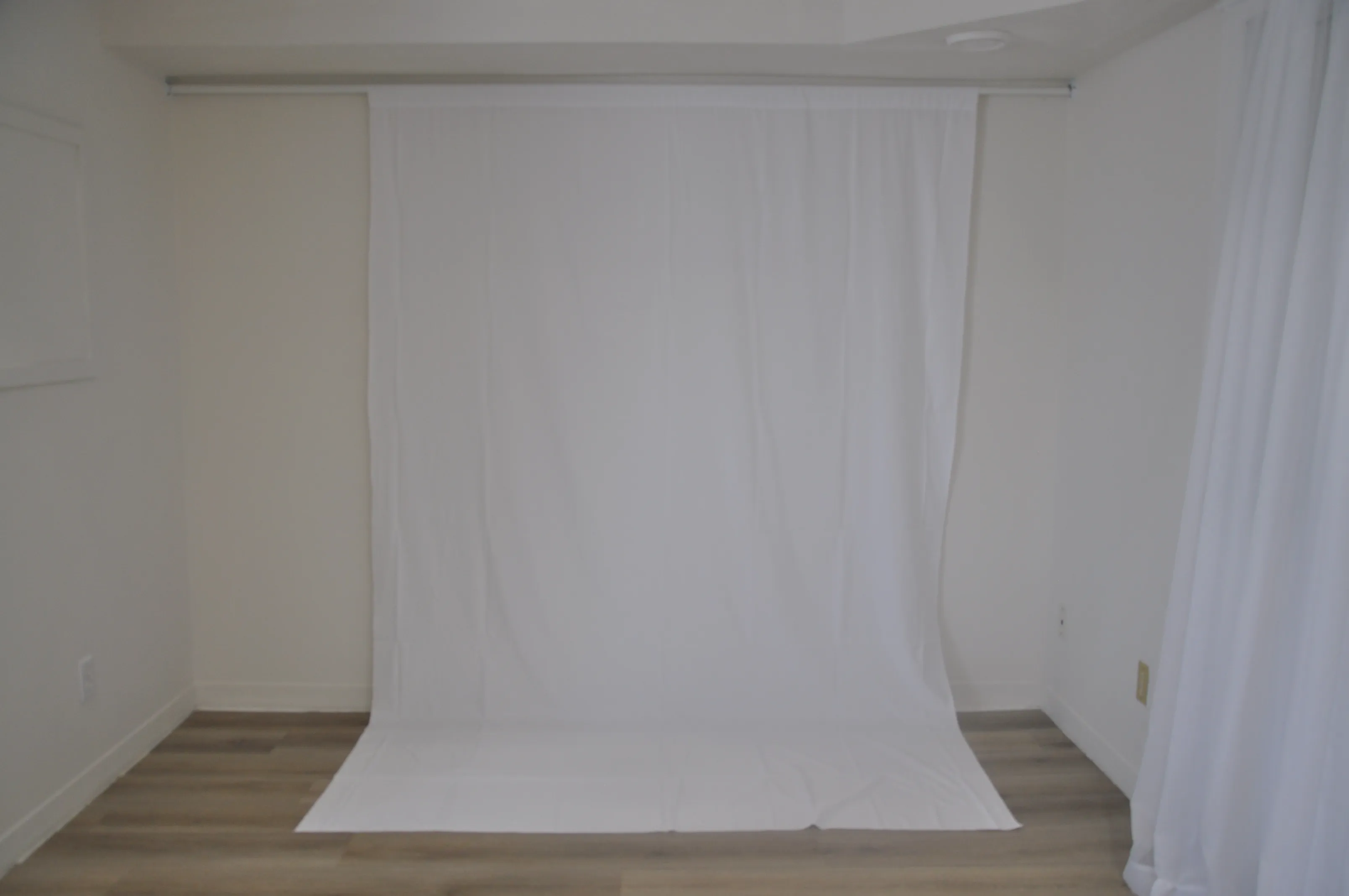 Backdrops White 10ftx8ft