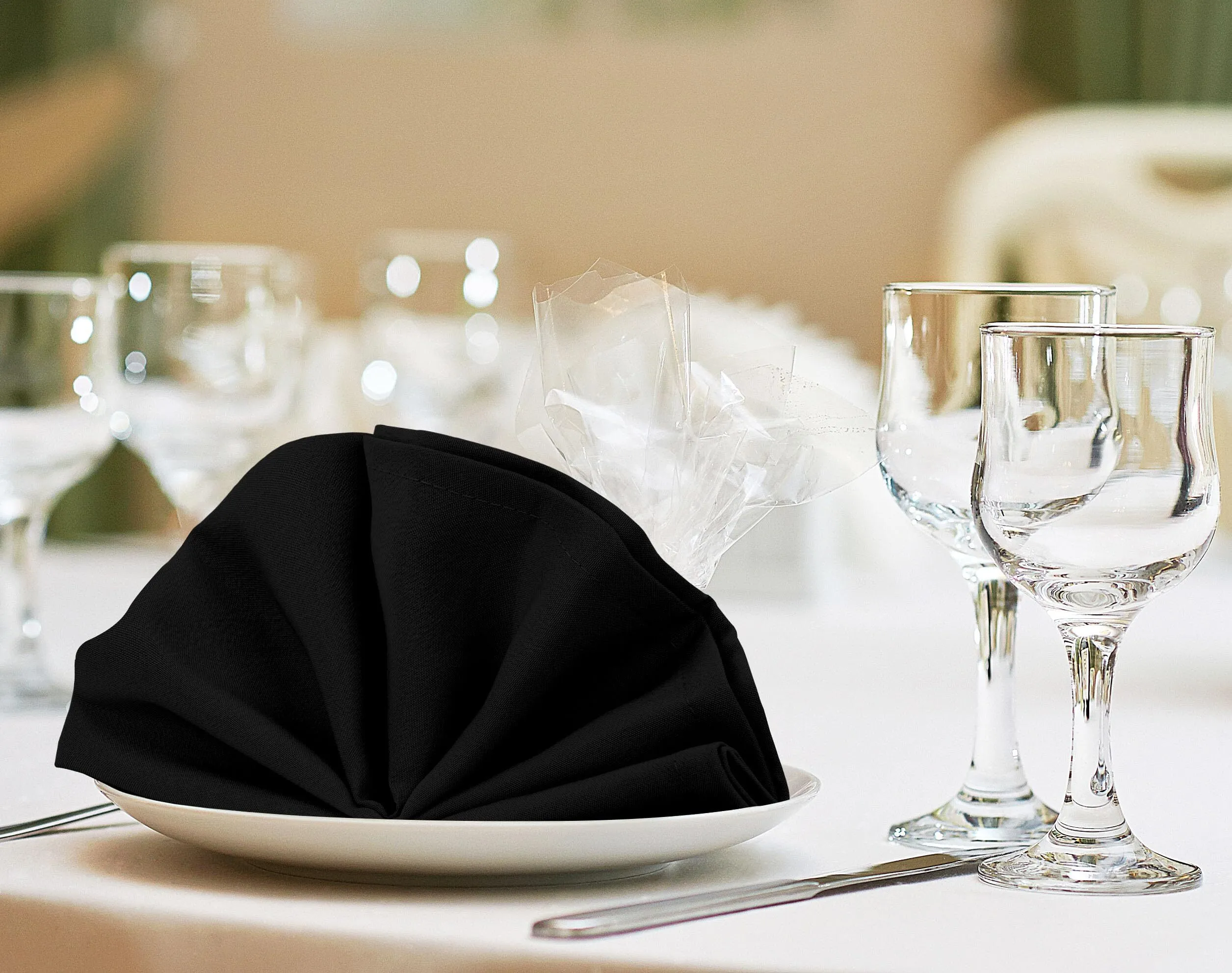Utopia Home Cloth Napkins Black 20x20 Inches, 100% Polyester Hemmed Edges, Washable and Reusable Ideal for Parties, Weddings and Dinners