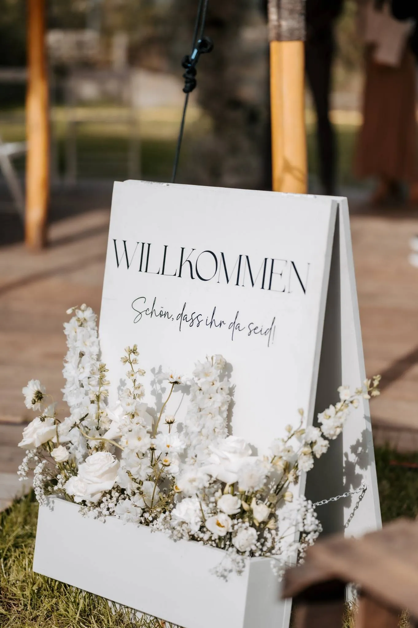 Straßenreiter Willkommensschild