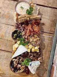 Borrelplank arrangementen per 8 personen